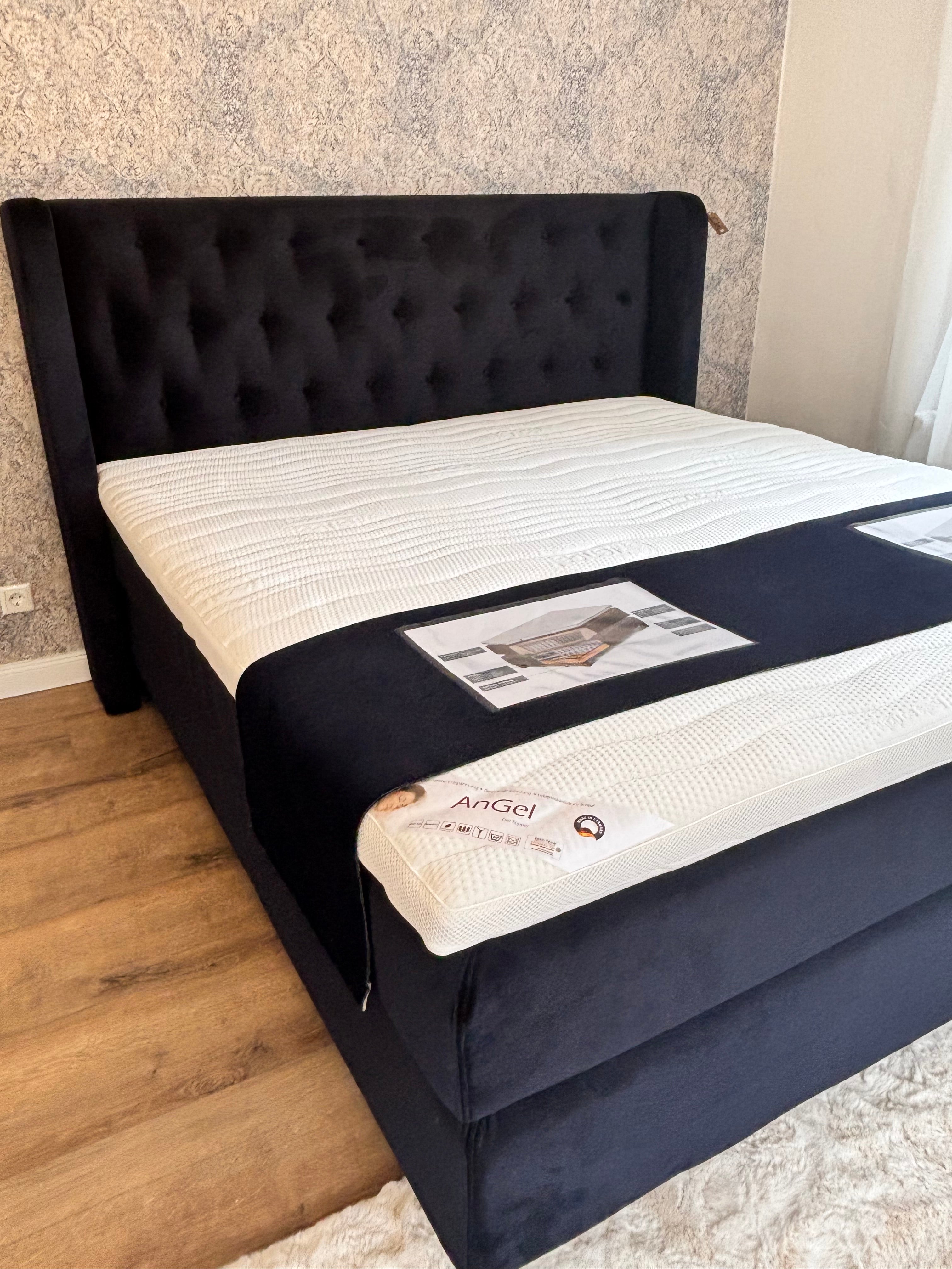 Boxspringbett in Royalblau – 180 × 200 cm, sofort verfügbar
