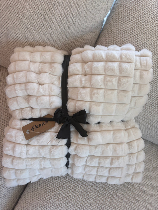 Decke "Flausch" 150x200 cm Ivory
