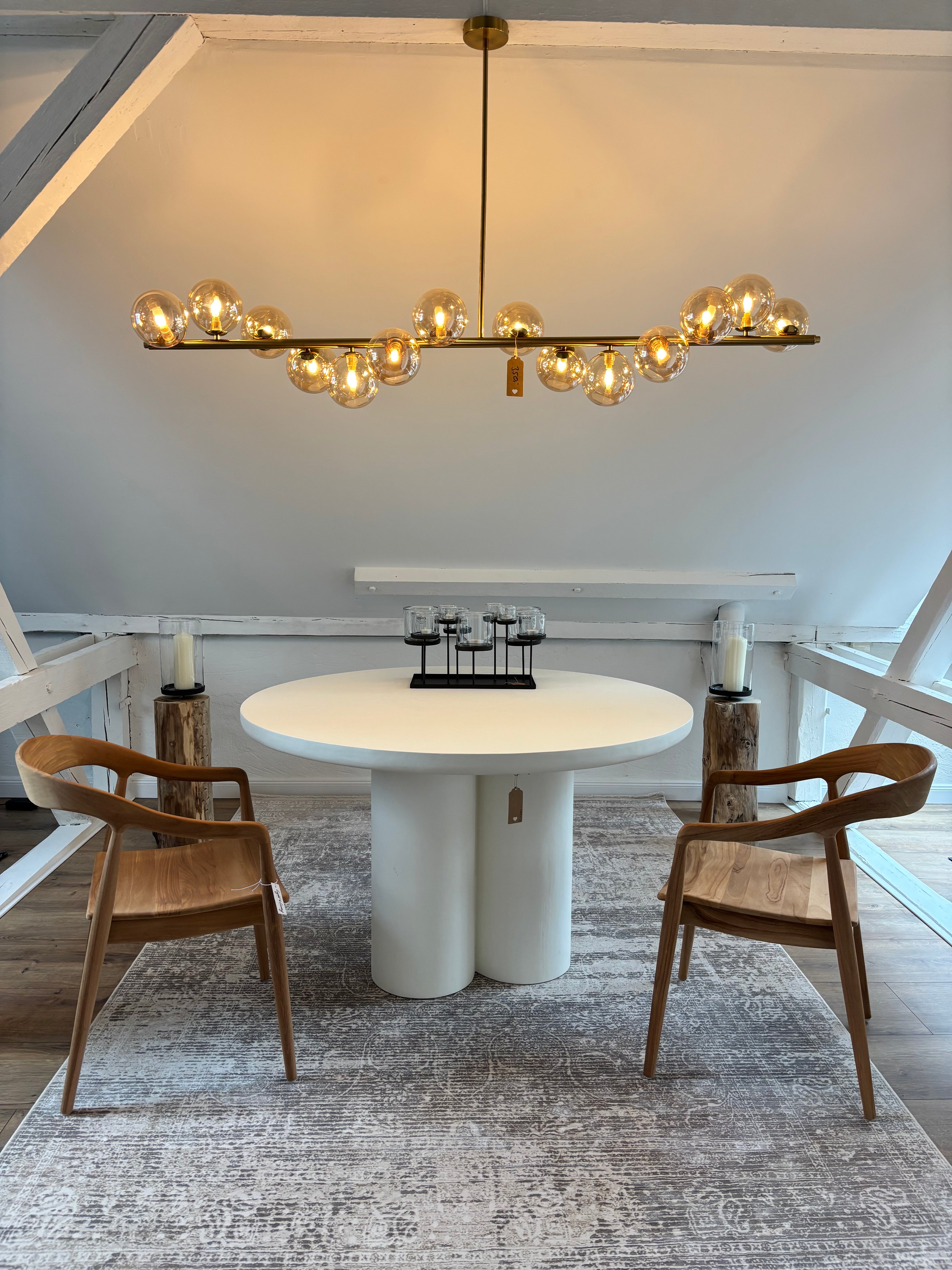 Esstisch „Sandy Beach“ – Ø 130 cm, Weiß, sofort verfügbar